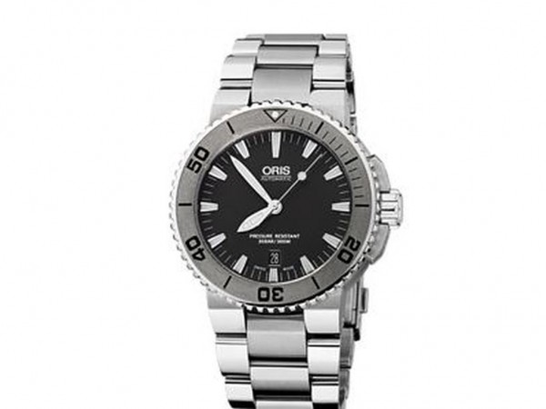 Oris Diving Aquis Date