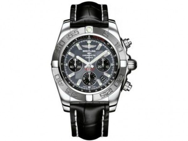 Breitling Chronomat 44