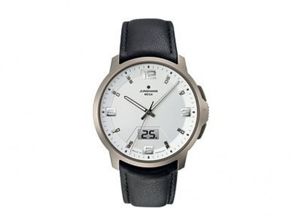 Junghans Voyager