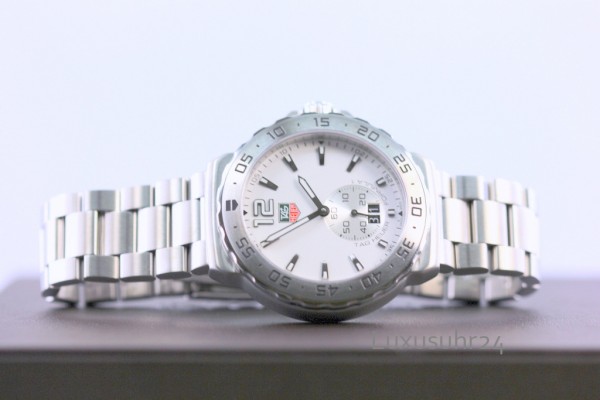 tag heuer wau1113