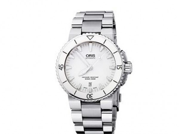 Oris Diving Aquis Date