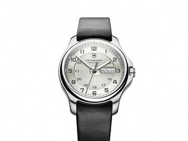 Victorinox Classic Officers Day Date