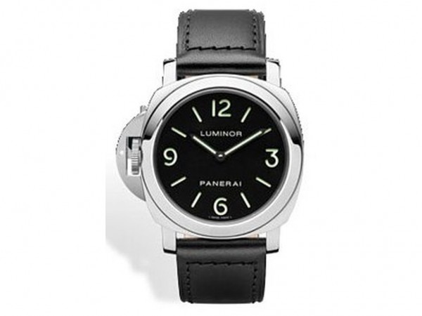 Officine Panerai Historic Luminor Base