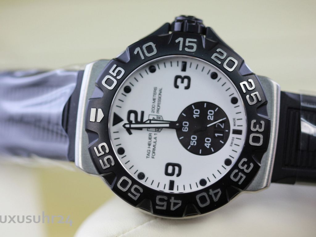 TAG Heuer Formula 1 Grande Date WAH1011.BT0717 jetzt finanzieren Luxusuhr24