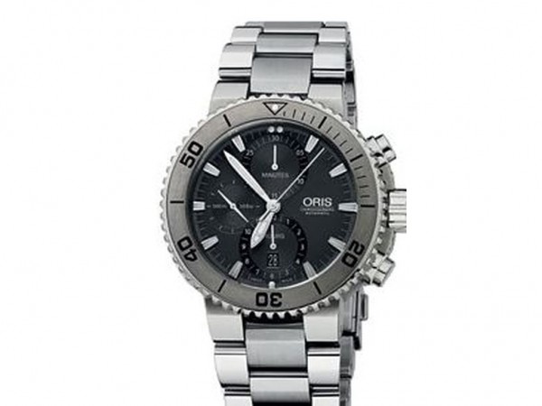 Oris Diving Aquis Titan Chronograph