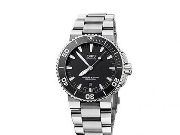 Oris Diving Aquis Date