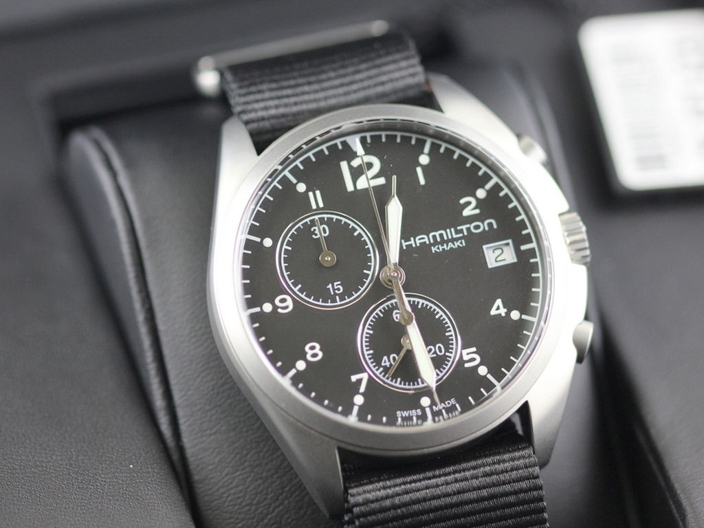 khaki pilot pioneer