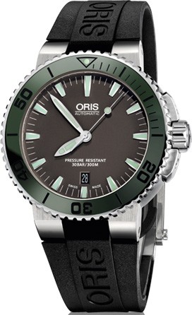 Oris Aquis Date