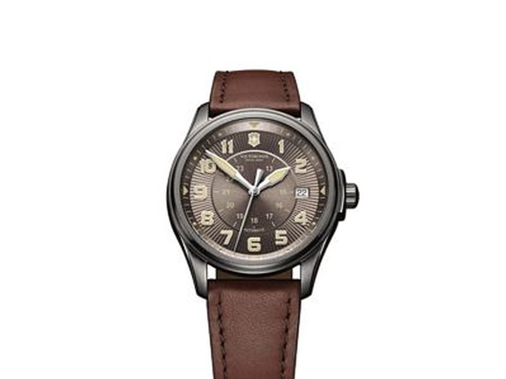 Victorinox Classic Infantry Vintage Mechanical 241519 jetzt finanzieren Luxusuhr24