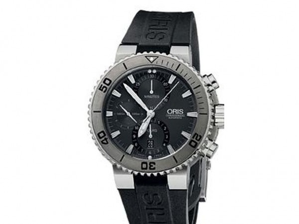 Oris Diving Aquis Titan Chronograph