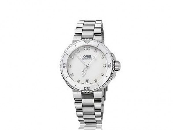 Oris Diving Aquis Date Diamonds