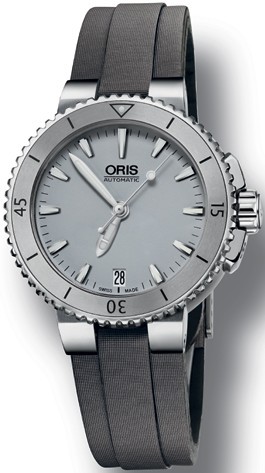 Oris Aquis Date